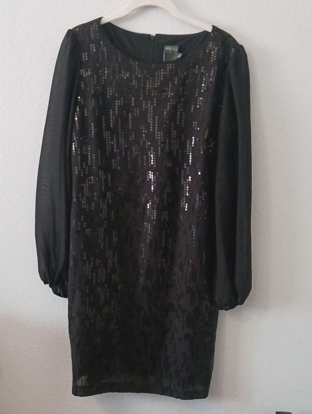 Gabby Skye Black Sequin Long-Sleeve Cocktail Dress
